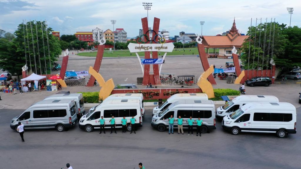 ឡានក្រុងថ្ងៃបុណ្ឌភ្ជុំបិណ្ឌ