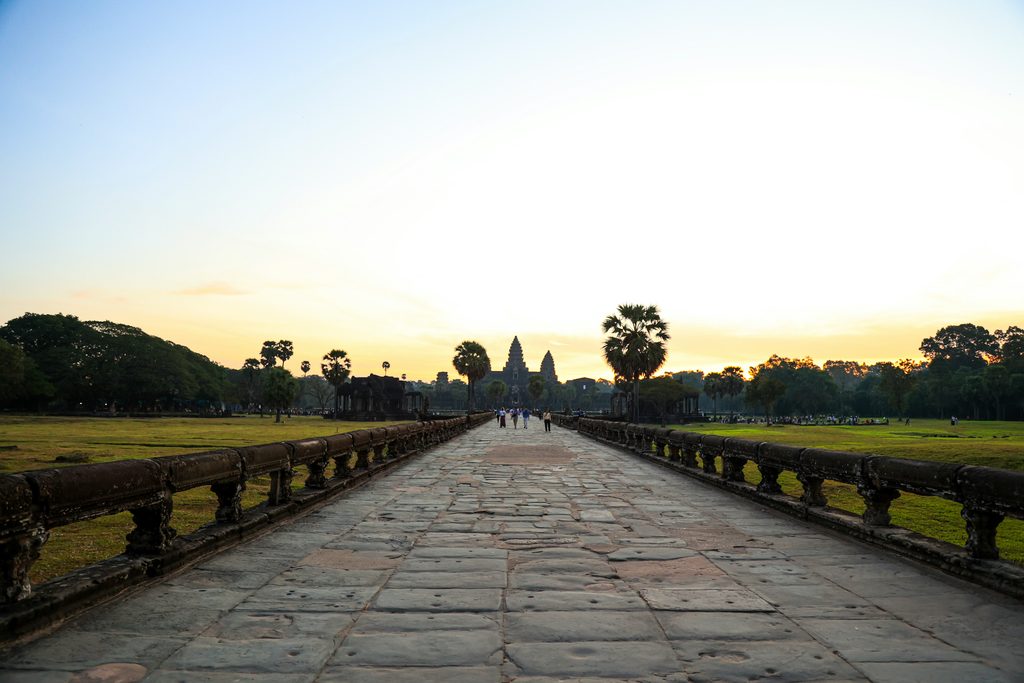 ផ្លូវចូលអង្គរវត្ត